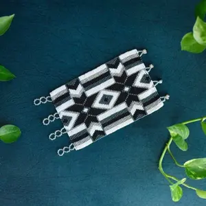 Silverback Super Nova - Chic Beaded Bracelet - Handmade by Mexican Artisans - Mother Sierra