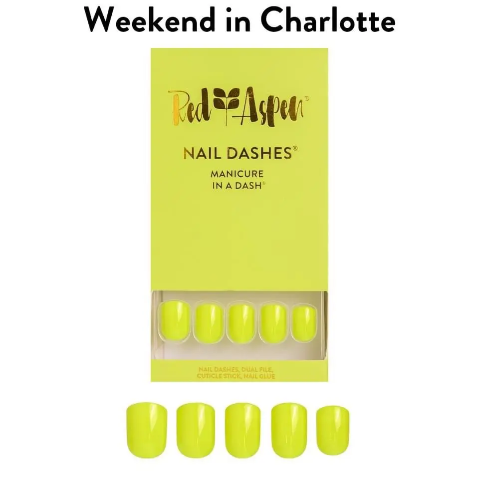 Nail Dashes glue on nails easy to apply manicure Nail Dashes glue on nails easy to apply manicure