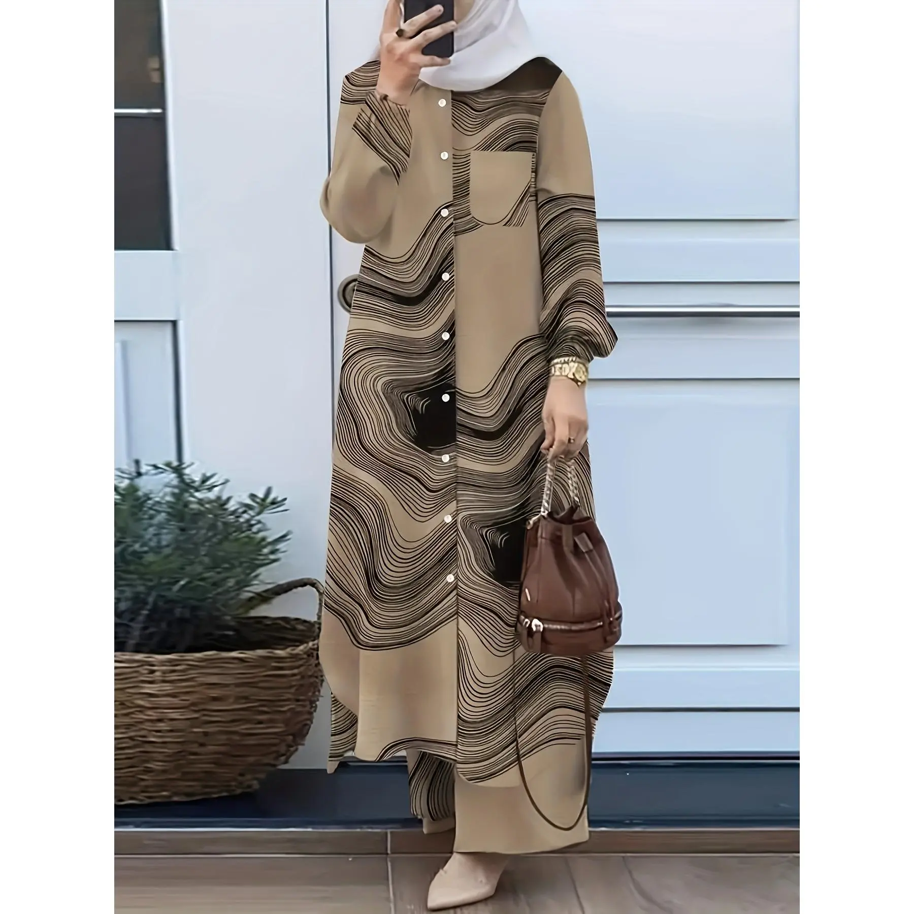 Oriental Muslim Women's Fashion Printed Long Robe Set with Button-Up Shirt and Wide-Leg Pants Two-Piece Outfit