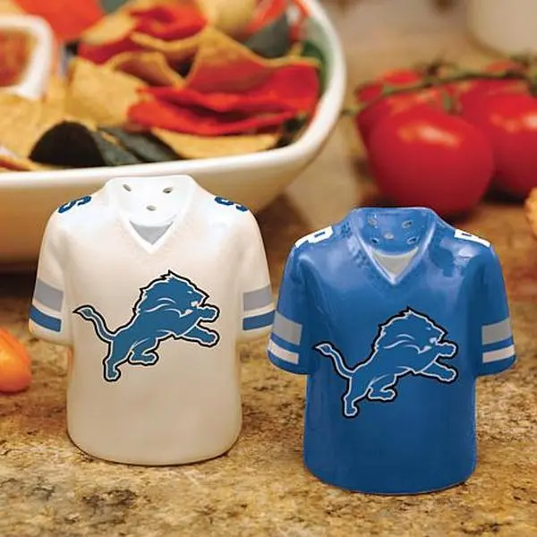 Football Fan Shop Ceramic Salt and Pepper Shakers - Detroit Lions