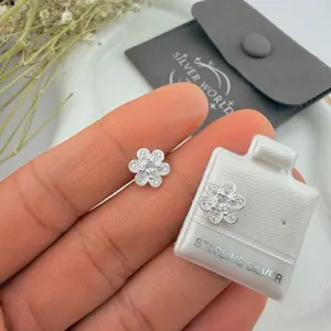 Silver 925 earring studs - Aretes de plata 925 en forma de flor | Aritos