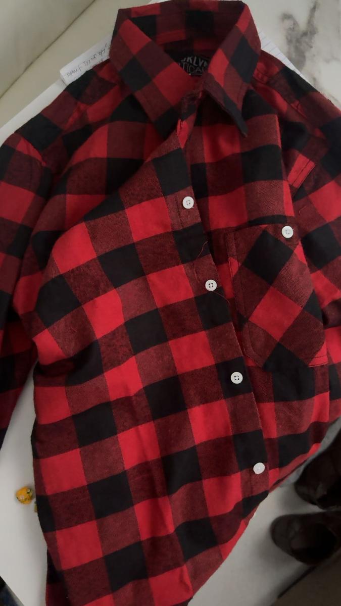 Item: White/Black, S