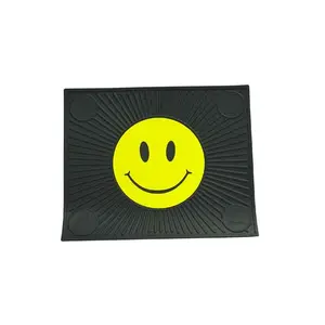 Barjan 0241053 Plasticolor Happy Face Rubber Utility Mat