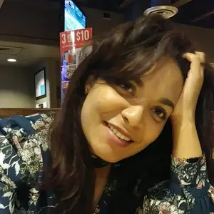 Emma's Gems shop logo