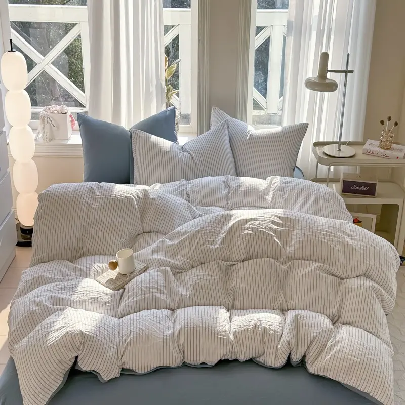 3Pcs Vertical Stripes Bedding Set, Soft Breathable Premium Fabric, 1 Duvet Cover + 2 Pillowcases Without Filler, Single Double Queen Size, All Season Machine Washable, All Seasons Bedding Set, Lightweight Duvet Set, Striped Bedding Set