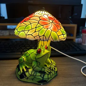 Resin Frog Umbrella Animal Desktop Decor, LED Night Light, Creative Home Desk Decoration, Unique Tabletop Ornament, Perfect Gift Idea