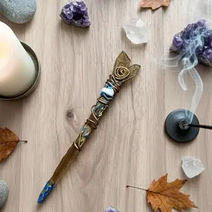Magic Wand with Natural Stones and Epoxy Resin, Handmade. Artisan Wand - Magic Wand for Wizards, Witches, Witchcraft, Wicca, Goths, Pagans, Spiritual, Cosplay, Anime and Costumes, Feng Shui, Talisman