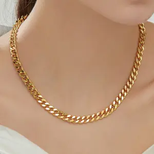 Lisa Cuban Chain Necklace - Gold