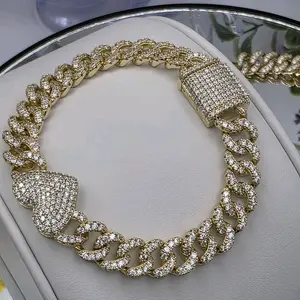 # 00262 14k Gold-Plated Cuban Link Bracelet with Diamond-Accented Heart Charm, Fine Jewelry Accessory for Daily Wear