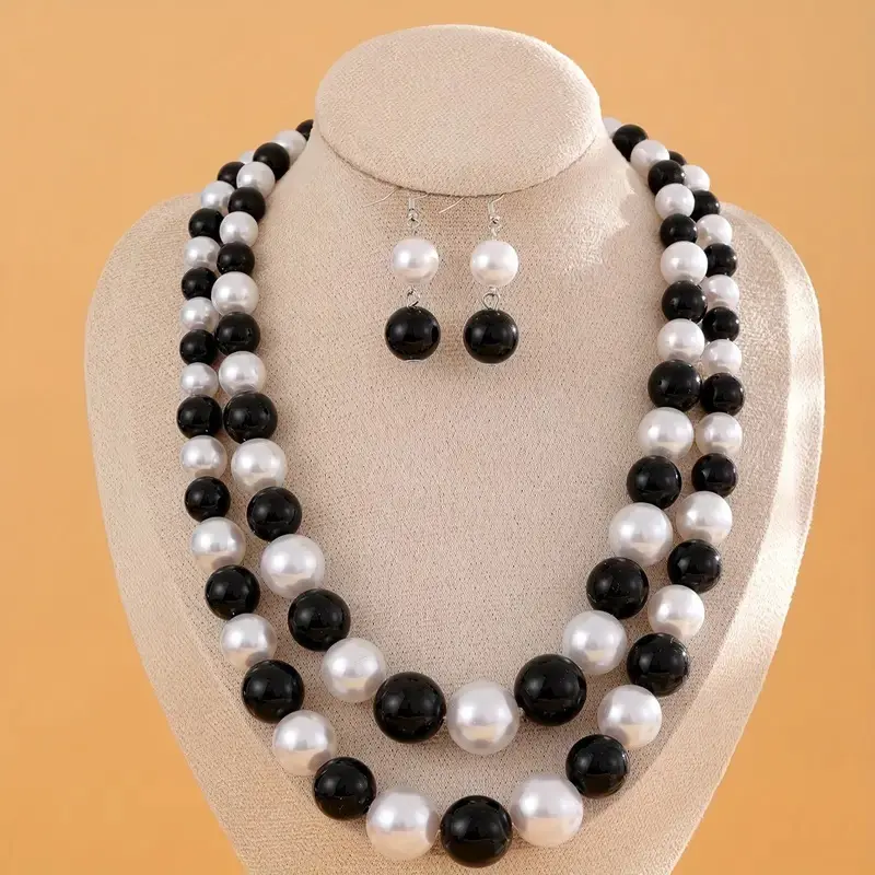 2 Piece Handmade Jewelry Set for Women, Minimalist Black White Monochrome Necklace Matching Earrings, Elegant Lightweight Beaded Choker Earring Set, Versatile Fashion Accessories for Daily Office Party Date Birthday Gift