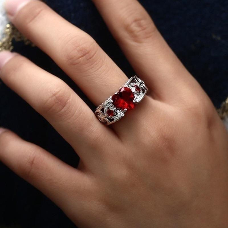 2025 New Accessory Wish New Heart-Shaped Ruby Women's Ring, Stainless Steel Men's Ring, Couple's Handwear