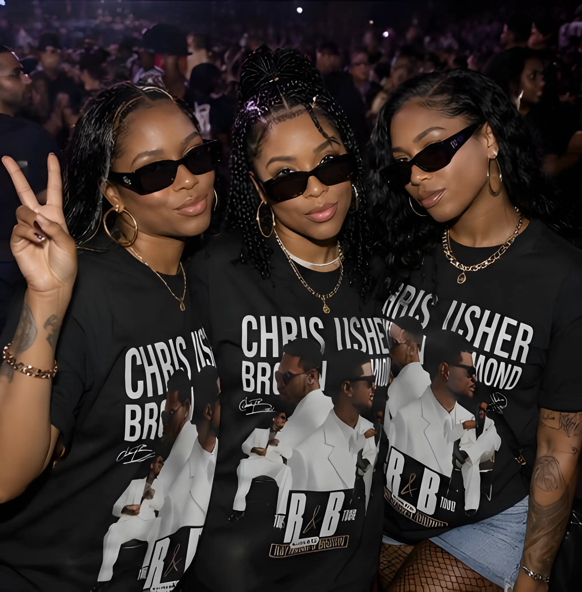 [Sale Off 50%] Comfort Colors Ch.Brown Usher Raymond The R&B Tour 2026 Unisex Tee, Retro R&B Tour Inspired Shirt, Classic Soul Singer Fan Music T-Shirt