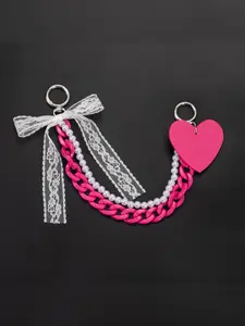 Sweet Rose Acrylic Heart Keychain, Chain Strap Bag Decoration, High-End Charm Pendant, Suitable for All Seasons
