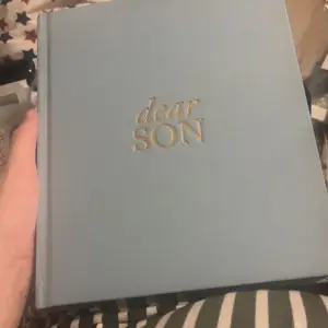 DUNCAN & STONE Dear Son: Prompted Baby Memory Book (Blue, 230 Pages) with Guided Journal and Prompts for 18 Years - Journaling