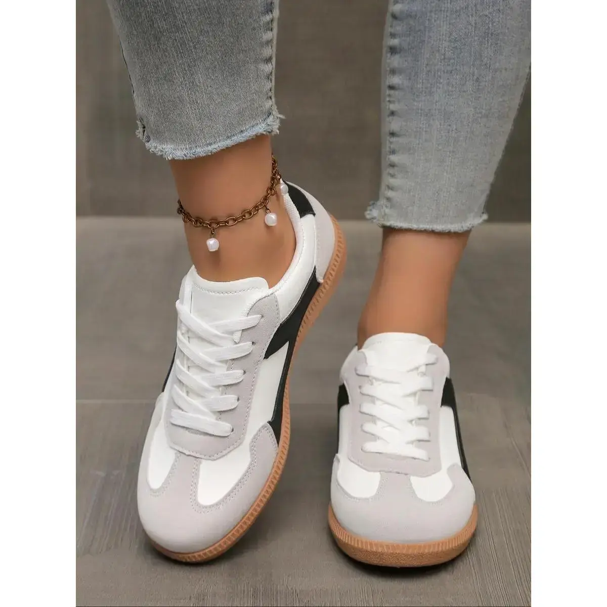 Women's Fashionable Lace Up Low Top Sneakers, Casual Comfortable Sports Shoes for Daily Wear, Female All-match Round Toe Shoes for Daily Wear Women's Fashionable Lace Up Low Top Sneakers, Casual Comfortable Sports Shoes for Daily Wear, Female All-match Round Toe Shoes for Daily Wear