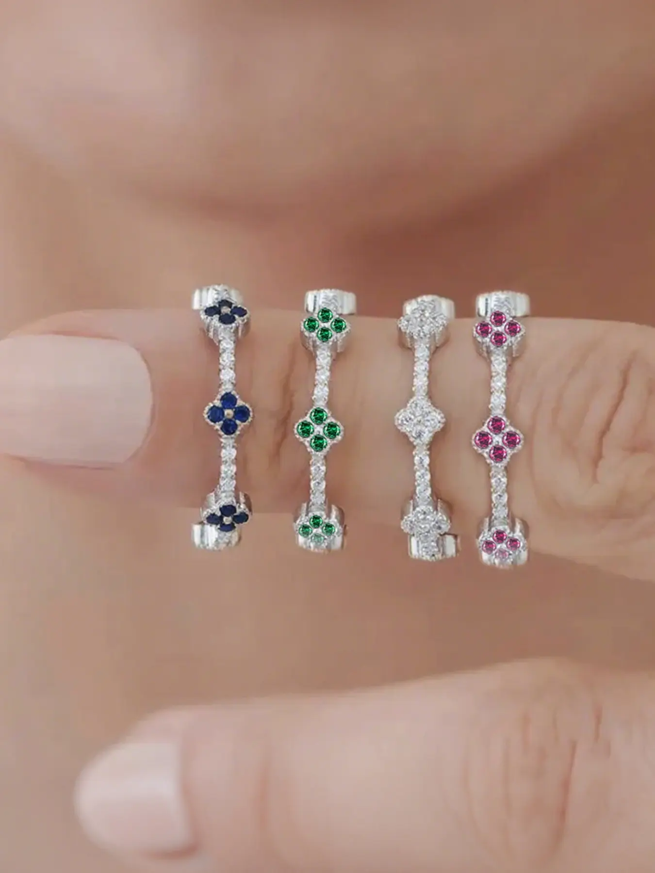 Women's S925 Silver Color Cubic Zirconia Clover Ring, Four-Leaf Lucky Charm Jewelry Gift for Women, Birthday Valentine's Day Present, Artificial Zircon Ring