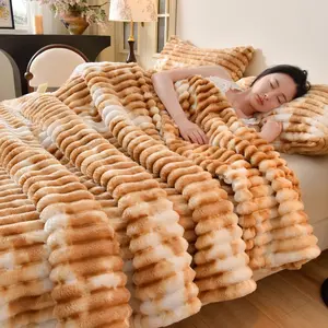 1pc Simple Solid Color Plush Blanket, Soft Flannel Throw Blanket, Portable Coral Fleece Air Conditioning Blanket, All Seasons