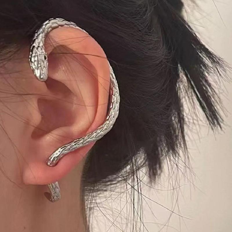 Metallic Punk Style Snake Stud Earrings Silver Finish Minimalist European American Niche Couple Chic Trendy Jewelry for Fashion Forward Individuals