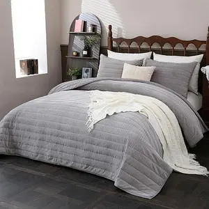 South Street Loft Embossed Velvet Quilt Set