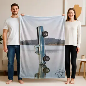 1 piece Truck vertically inverted hovering over lake reflection image themed flannel blanket - Oversized fluffy flannel sofa blanket, suitable for beds and sofas, modern design, all-season use, digitally printed pattern, 100% polyester material