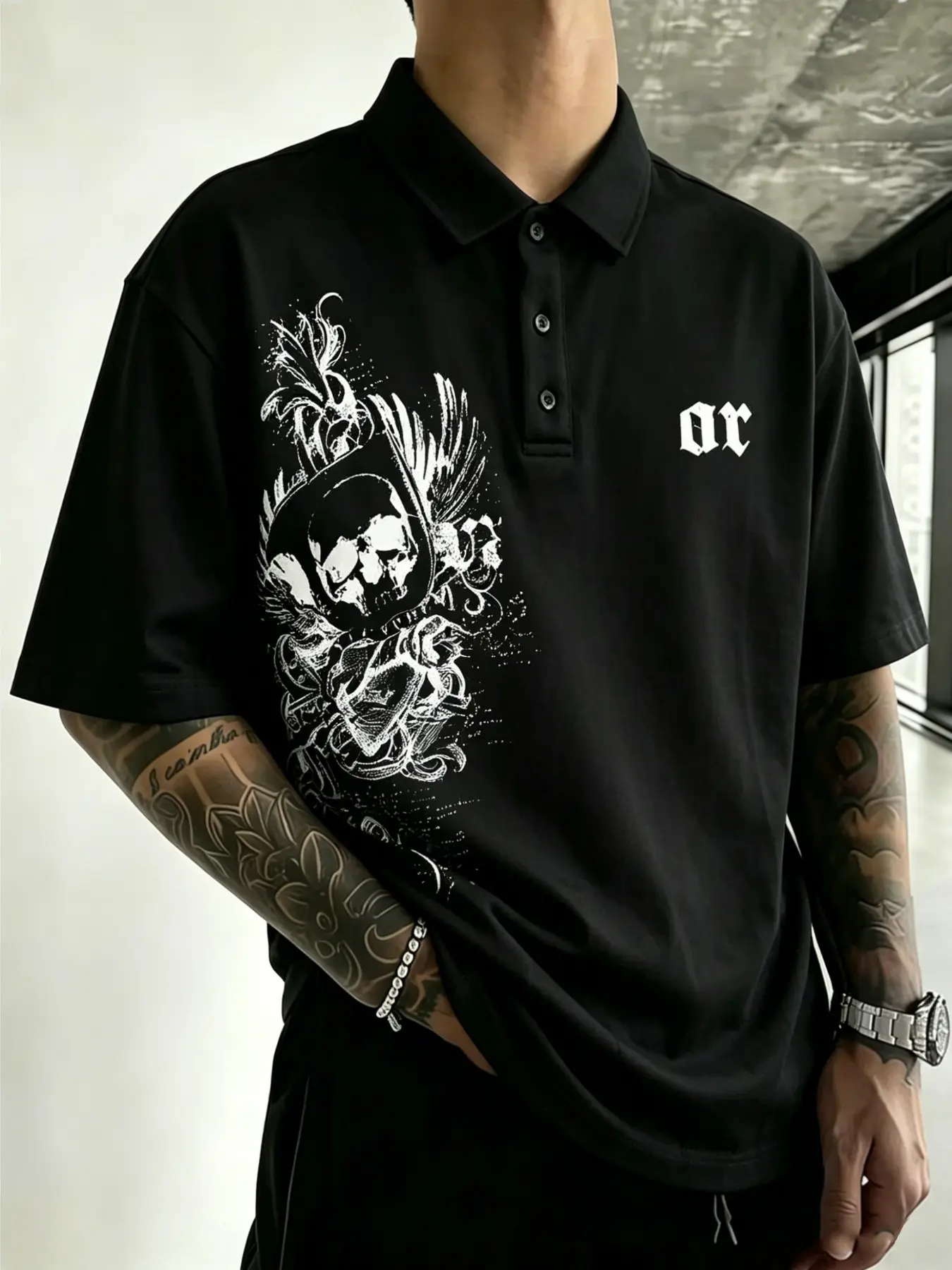 Men's Black Gothic Skeleton Letter Printed Collared Polo Shirt – American retro Gothic street style short-sleeved top, suitable for Y2K, casual daily wear, date outfits, campus life, street style, light business casual, summer outings.