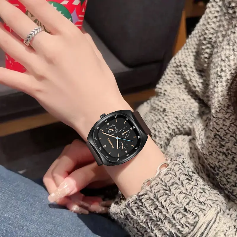 Fashion Casual Watch SummerWins  4th of july accessories  laid-back style, open dial design, silicone strap, waterproof and luminous, suitable for all occasions, perfect as a holiday gift, birthday gift, or anniversary gift.