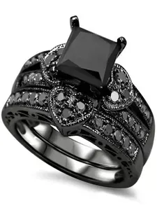 Set of 2 Black Engagement Rings for Women, Square Black Crystal with Heart Design, Gothic Wedding Ring Jewelry Gift