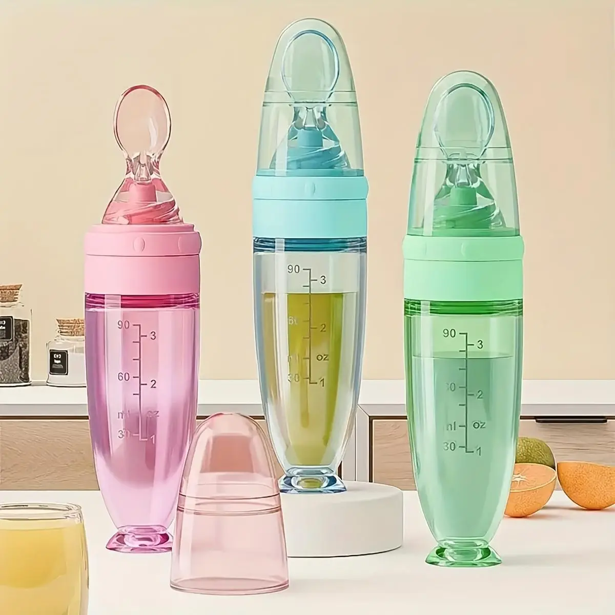 Silicone Baby Food Storage Bottle with Spoon, 1 Count Soft Squeeze Feeding Bottle with Dustproof Cover & Spoon, Baby Food Container