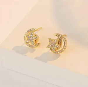 Rotating sunflower fingertip-style earrings for women; gold rhinestones; rotating stud earrings; silver large floral earrings for calming mood; elegant women’s jewelry accessory—a gift for a loved one.dad to daughter necklace gift,claddagh ring