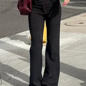 Women's Striped Print Pocket Flare Leg Pants, Casual Comfy Drop Waist Bell Bottom Trousers for Summer, Ladies Bottoms for Daily Wear