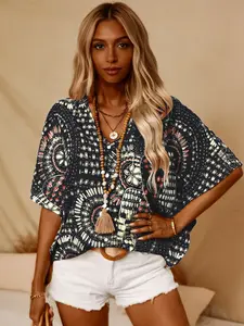 Plus size women's fashion new print V-neck T-shirt top, Casual Fashionable Top, Chic Womenswear, suitable for summer, vacation, daily casual wear, and going out
