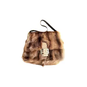 Pre-owned FENDI leather Shoulder Bags Squirrel Fur Mamma Baguette Shoulder Bag in Very Condition with No Stains or Flaws