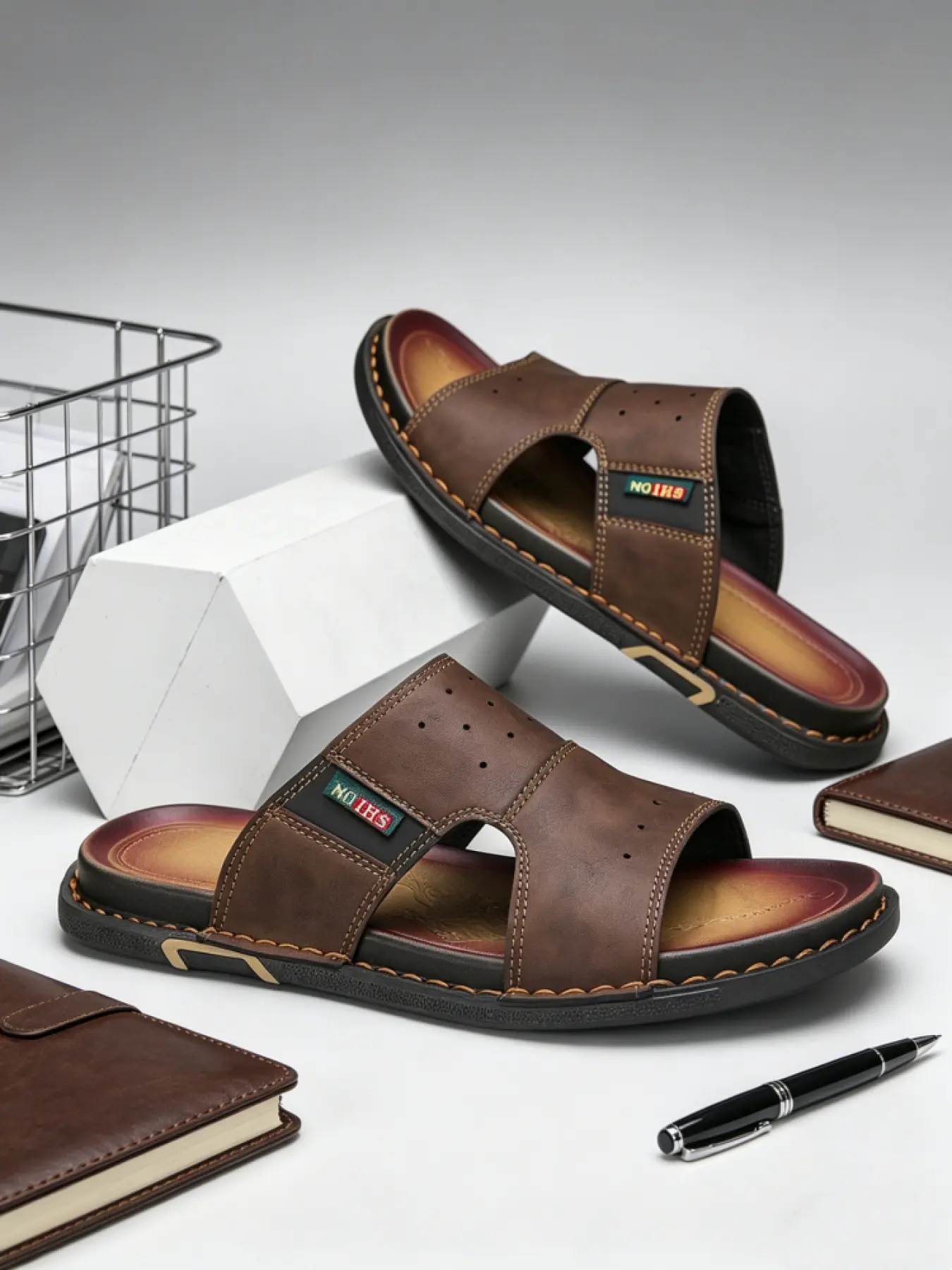 Men's Cut-Out Casual Slide Sandals, Lightweight Breathable Slides, Retro Versatile Summer, Breathable Cut-Out Upper, Wear-Resistant Non-Slip Sole, Two Colors, Ideal for Office Commute, Walking & Shopping, Outdoor Casual Wear, Comfortable