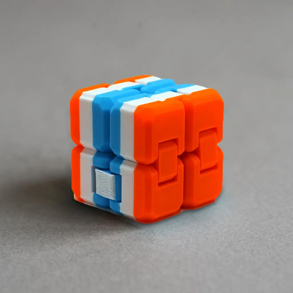 Infinity Cube Fidget Toy, Quiet Stress Relief Sensory Flip Cube, 3D Printed Desk Fidget for Adults and Kids