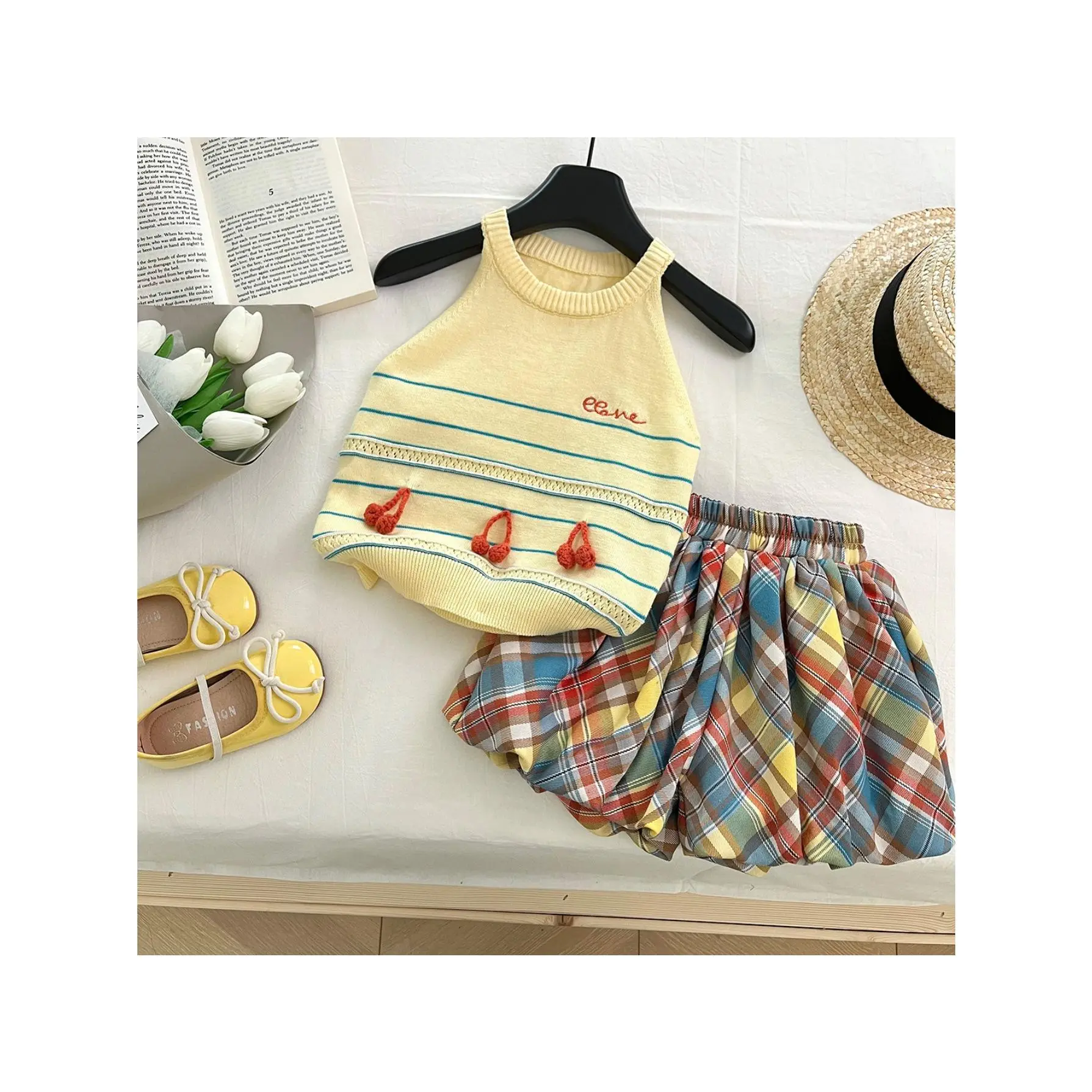 Girls Embroidered Tank Top & Suspenders Shorts 2-Piece Set - Breathable Summer Outfit with Stylish Print, Machine Washable for Daily Wear, Family Outings & Outdoor Play