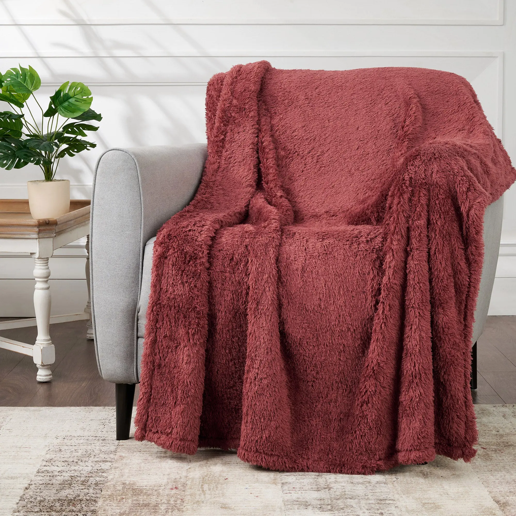 CBCHome Chenille Sherpa Throw Blanket - Chenille Fabric, Ultra-Soft, Lightweight, Breathable, Wrinkle-Resistant, Low-Pile, Solid Colors, Multi-Size Twin XL Light Brown - Ideal for Room Decor, Sofa Gifts (Housewarming/Birthday)