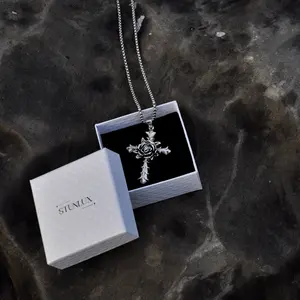 Men's Stainless Steel Compass Pendant Necklace - Handmade Retro Hip-Hop Punk Trendy Jewelry Gift for Boyfriend