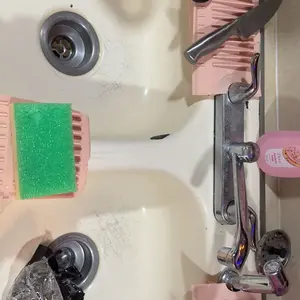 Kitchen Sink Silicone Faucet Mat, 24 Inch Splash Guard, 6° Slope Water Draining Mat, Bathroom Sink Protector, Gray Silicone Fasten Button Mat, Water Flow Control for Kitchen and Bath