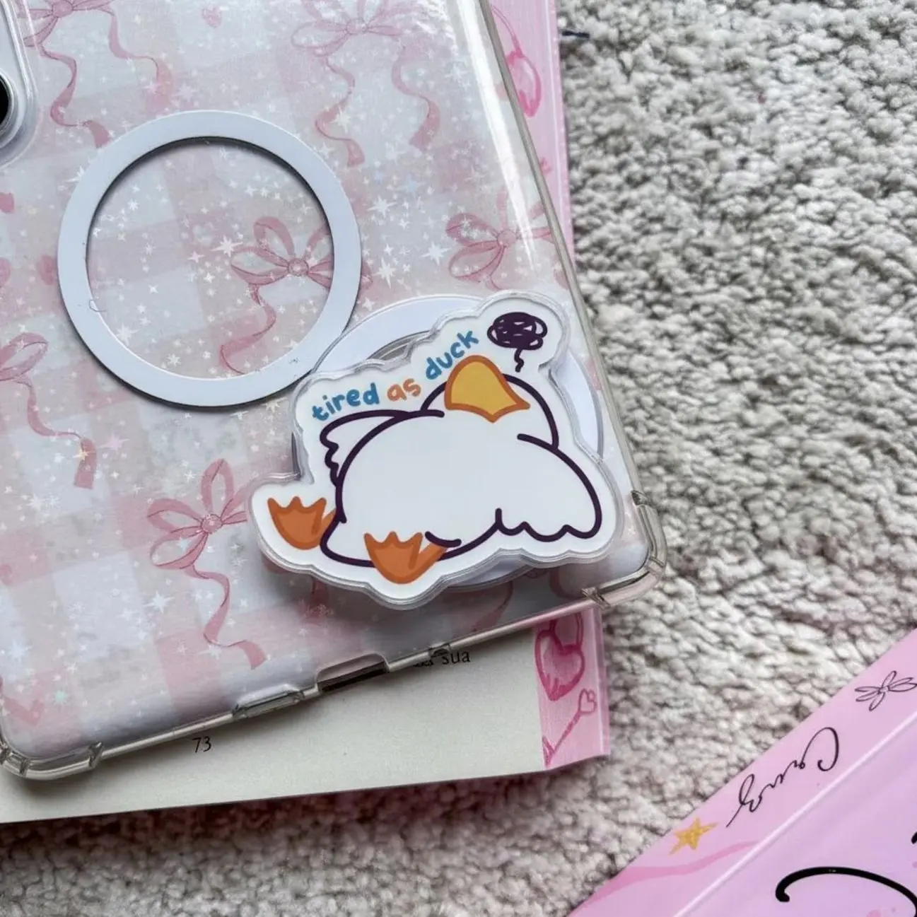 Tired As Duck MagSafe Phone Grip – Funny Kawaii Duck Magnetic Phone Holder, Cute Cartoon Grip for Phones & E-Readers, Ideal Gift for Friends