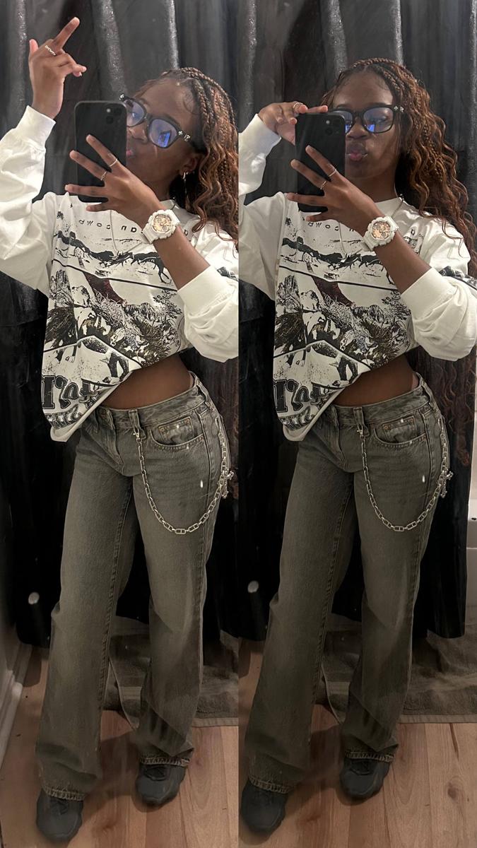 Item: White, SML SIZE