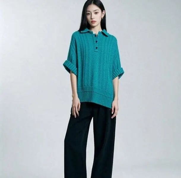 Liz Claiborne Vintage Women's Turquoise Acrylic Collared Neck Short-Sleeve Loose-Fitting All-Seasons Button Knitted Pullover Top - Classic Design, Vibrant Hue, Elegant Womenswear
