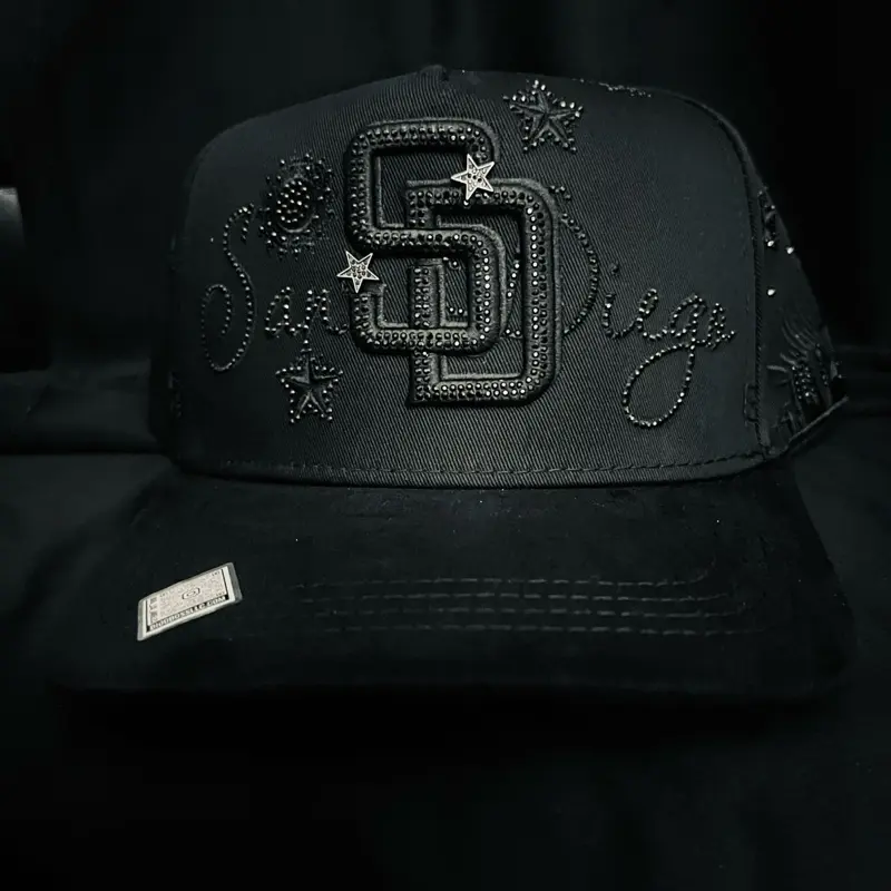 SD STAR TOTAL BLACK/BIGG BOSS HATS
