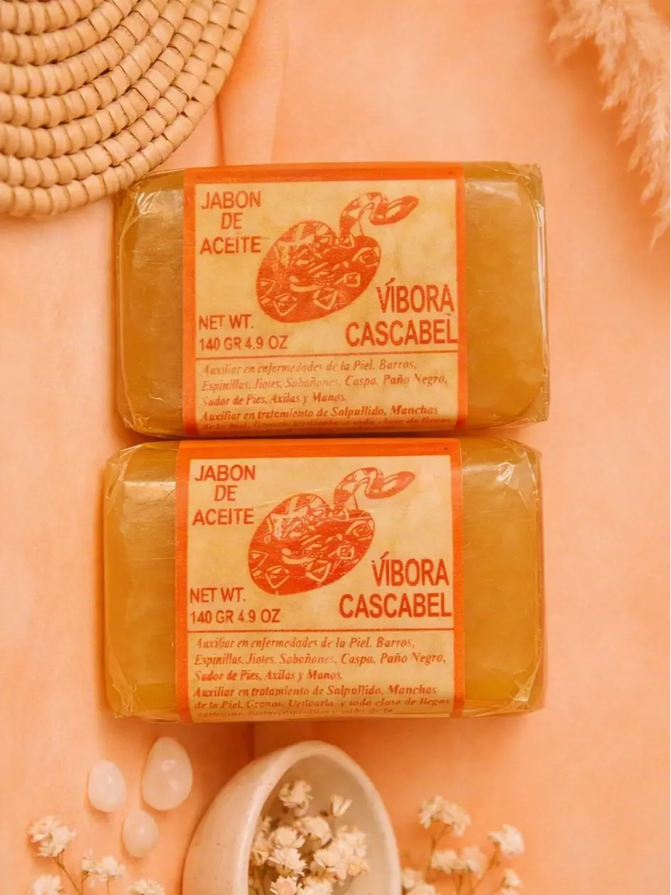 2-JABON DE ACEITE VIBORA CASCABEL