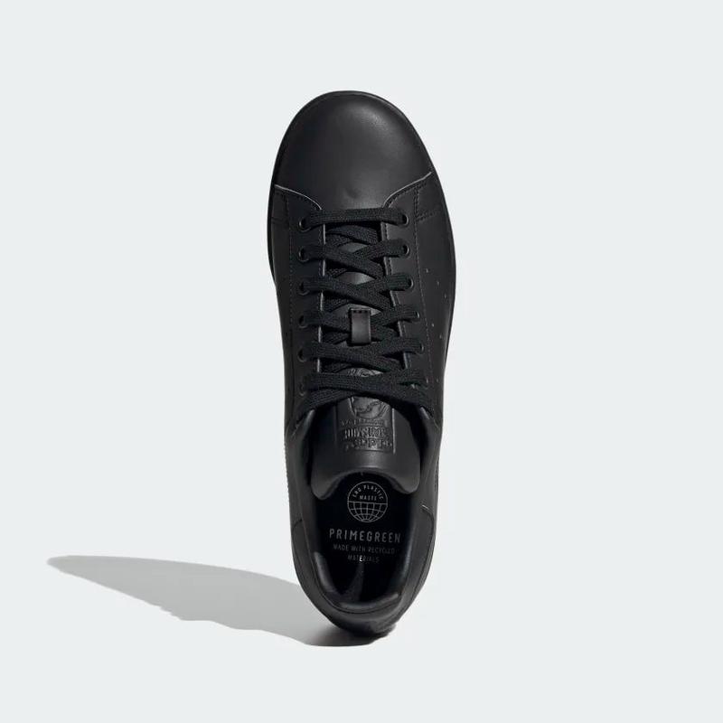 Adidas Stan Smith Men's Classic Sneakers with Black Laces and Rubber Sole