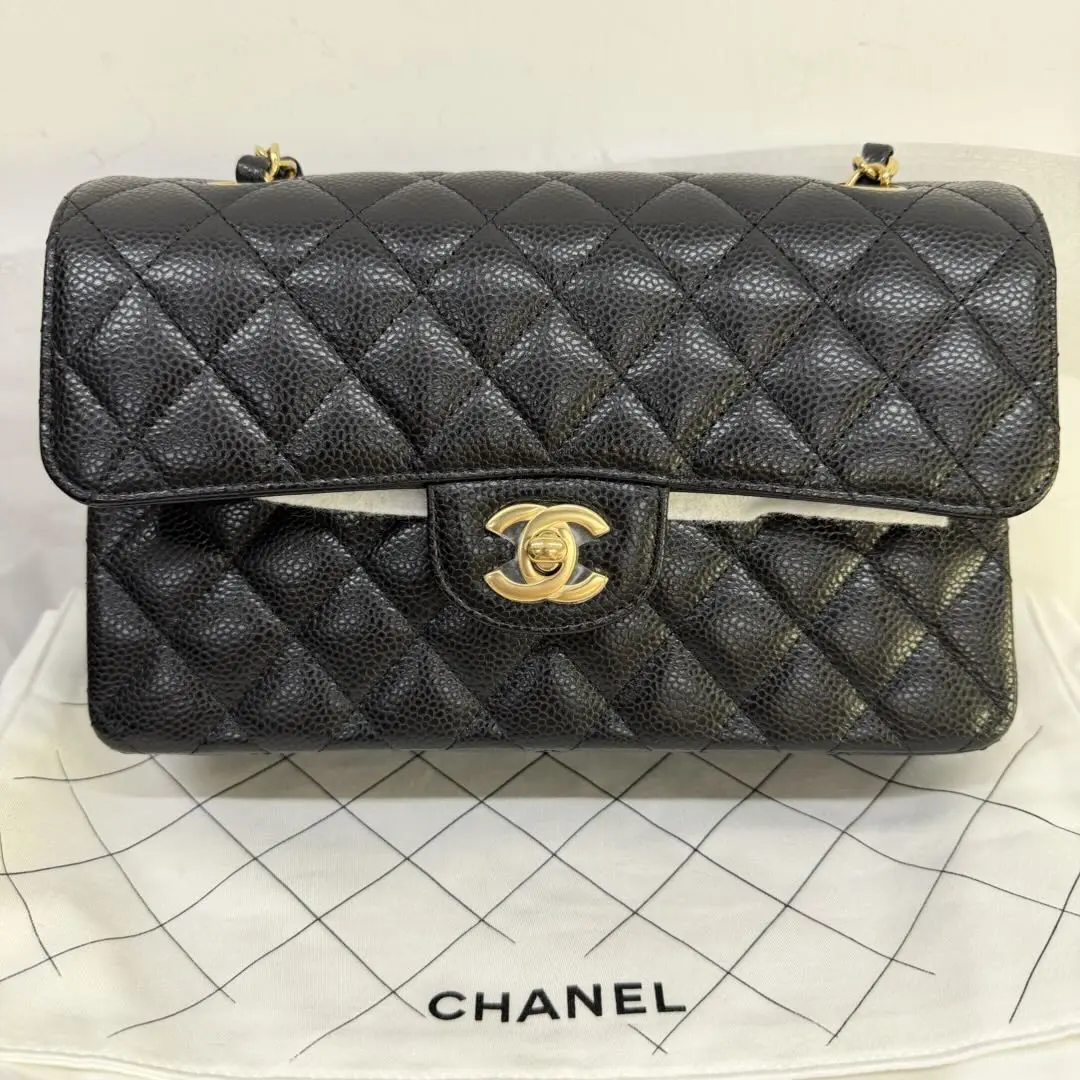 Pre-owned CHANEL Classic Flap Small Bag in Black Caviar Leather with Gold Tone Hardware (99% New, 2023 Chip Authentication)