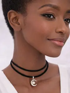 Luna Pearl Crescent Choker Necklace – Minimalist Double Layer Black Velvet Moon Pendant with Pearl, Elegant Gothic Chic Jewelry for Women