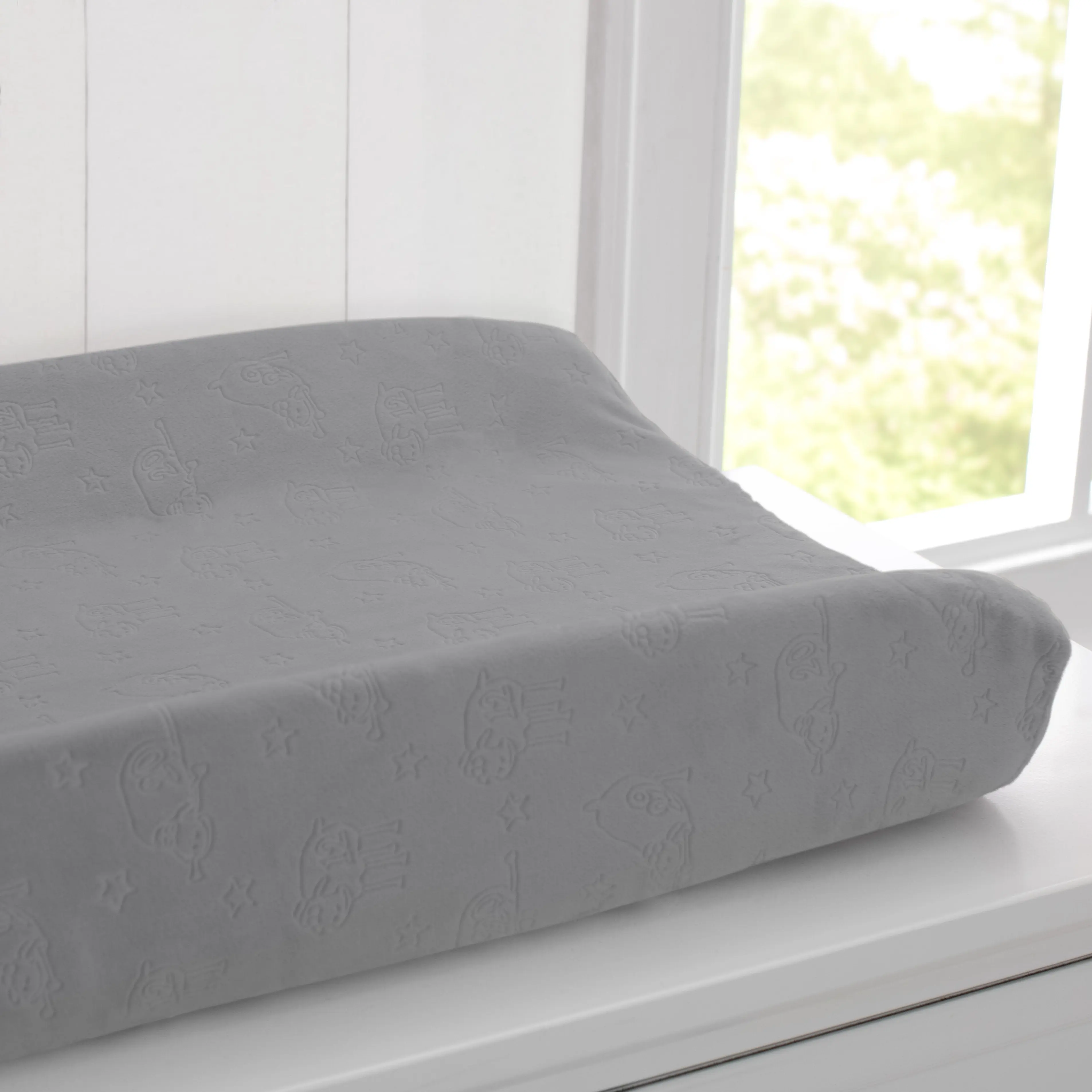 Perfect Sleeper Contoured Changing Pad with Plush Cover Perfect Sleeper Contoured Changing Pad with Plush Cover