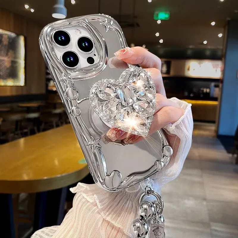 Electroplated Silver Sparkling Heart-Shaped iPhone Bracket Bracelet - Fashion Phone Strap Accessory for iPhone 13, Phone Cases, Handheld Devices