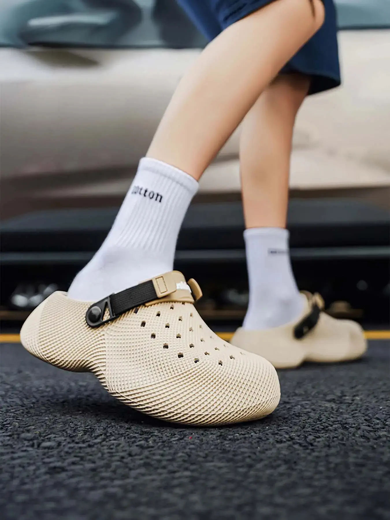 Men's EVA Clogs, Casual Slip-On Sandals with a Thick Sole, Non-Slip Dual-Use Footwear for Outdoor Wear and Beach Walk