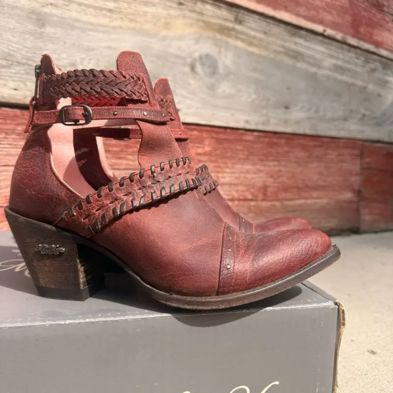 Miss Macie I Dare You Girls' Fashion Boots